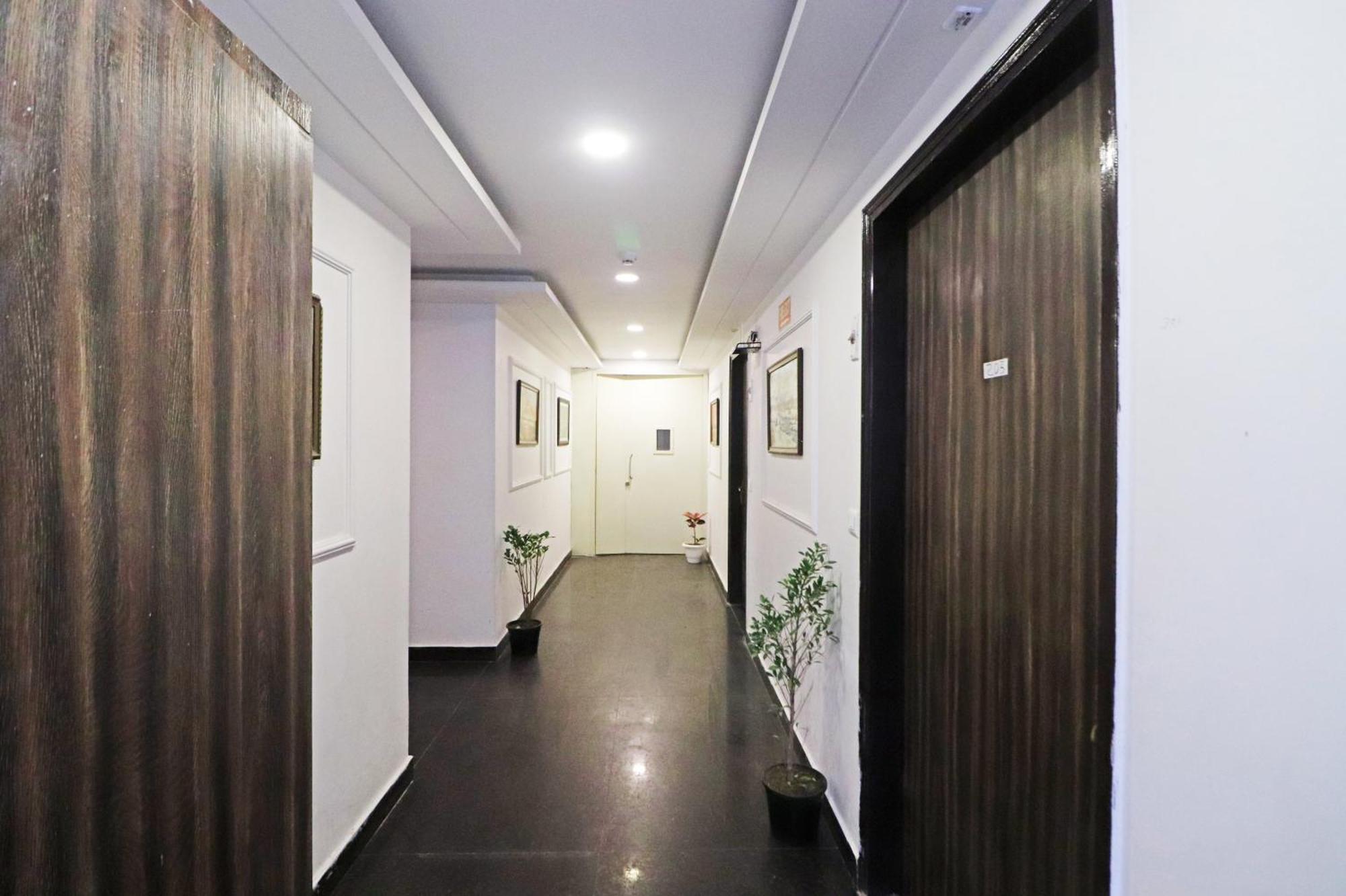Hotel Mayda Prime Near Delhi Airport نيودلهي المظهر الخارجي الصورة
