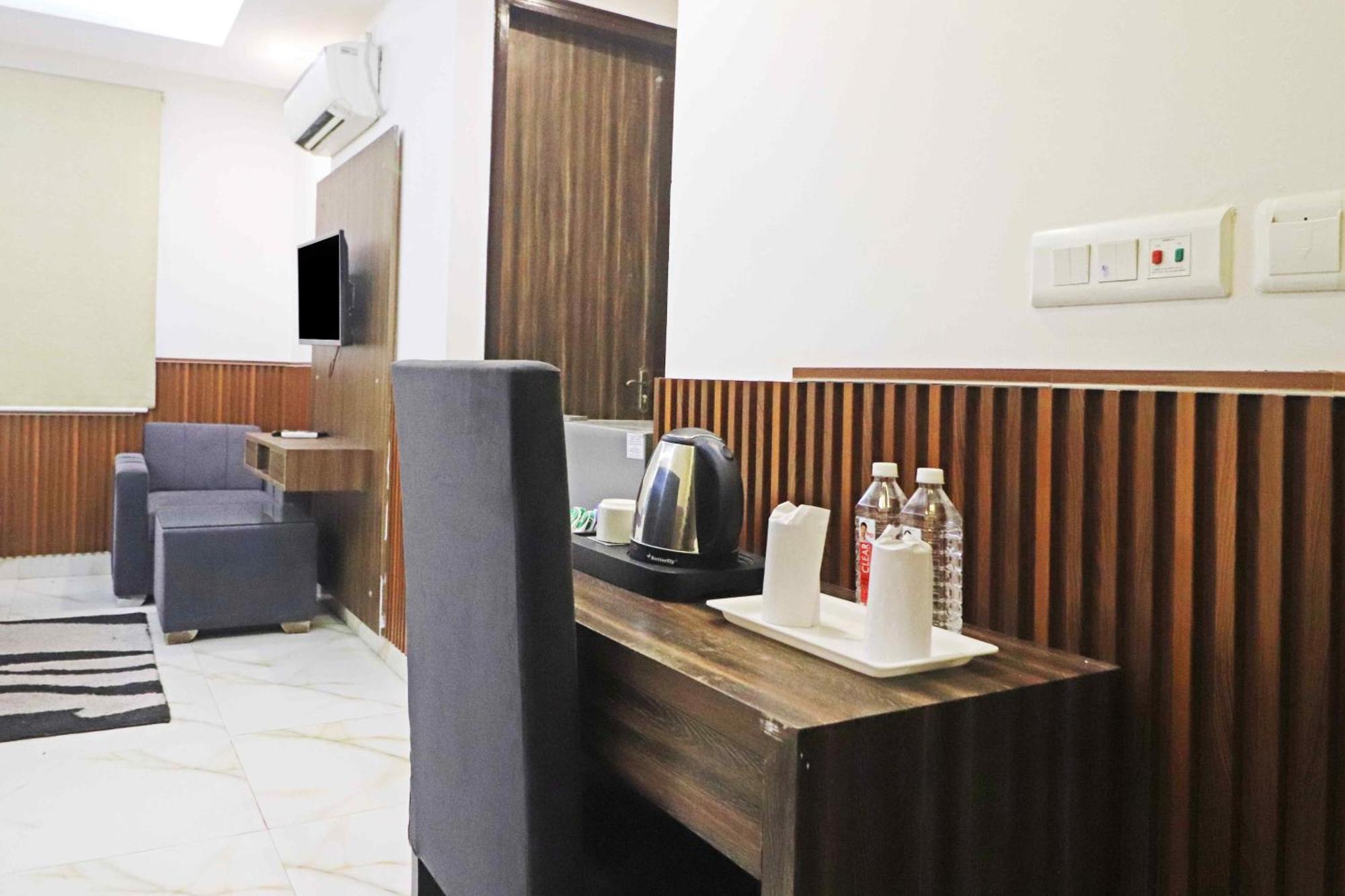 Hotel Mayda Prime Near Delhi Airport نيودلهي المظهر الخارجي الصورة
