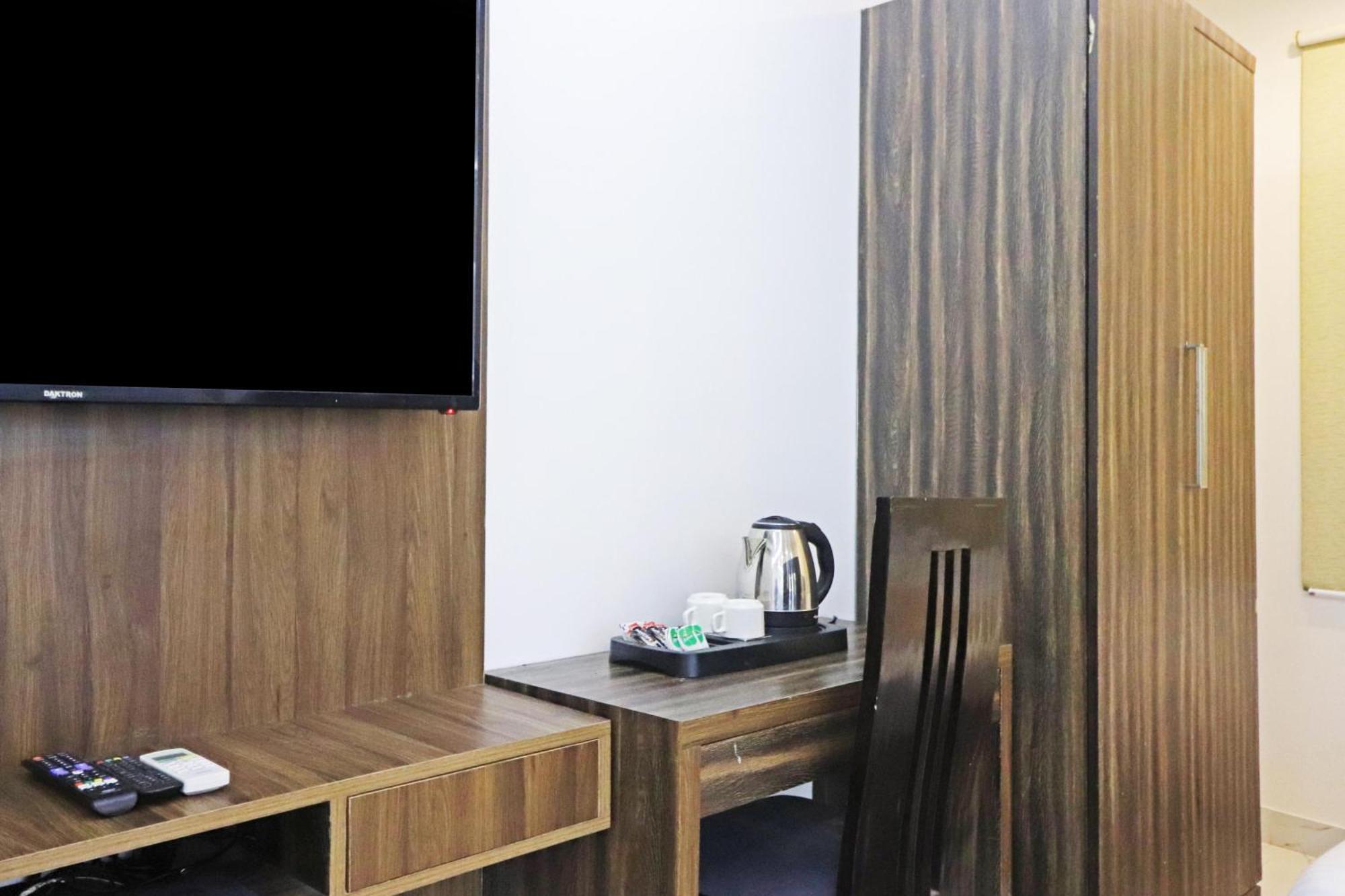 Hotel Mayda Prime Near Delhi Airport نيودلهي المظهر الخارجي الصورة